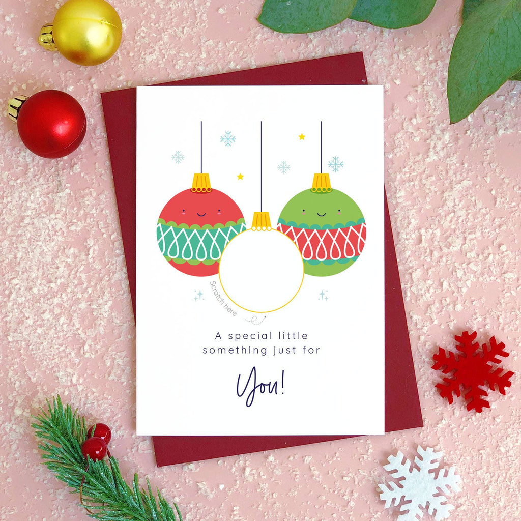 Christmas Bauble Scratch Card: Red & Green
